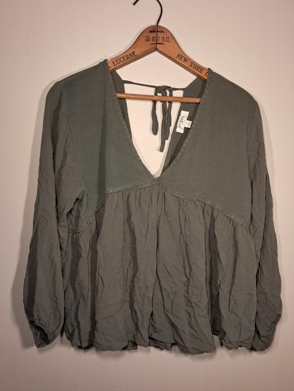 Umgee Olive Green Peasant Long Sleeve Boho Blouse with V-Neck Tie M
